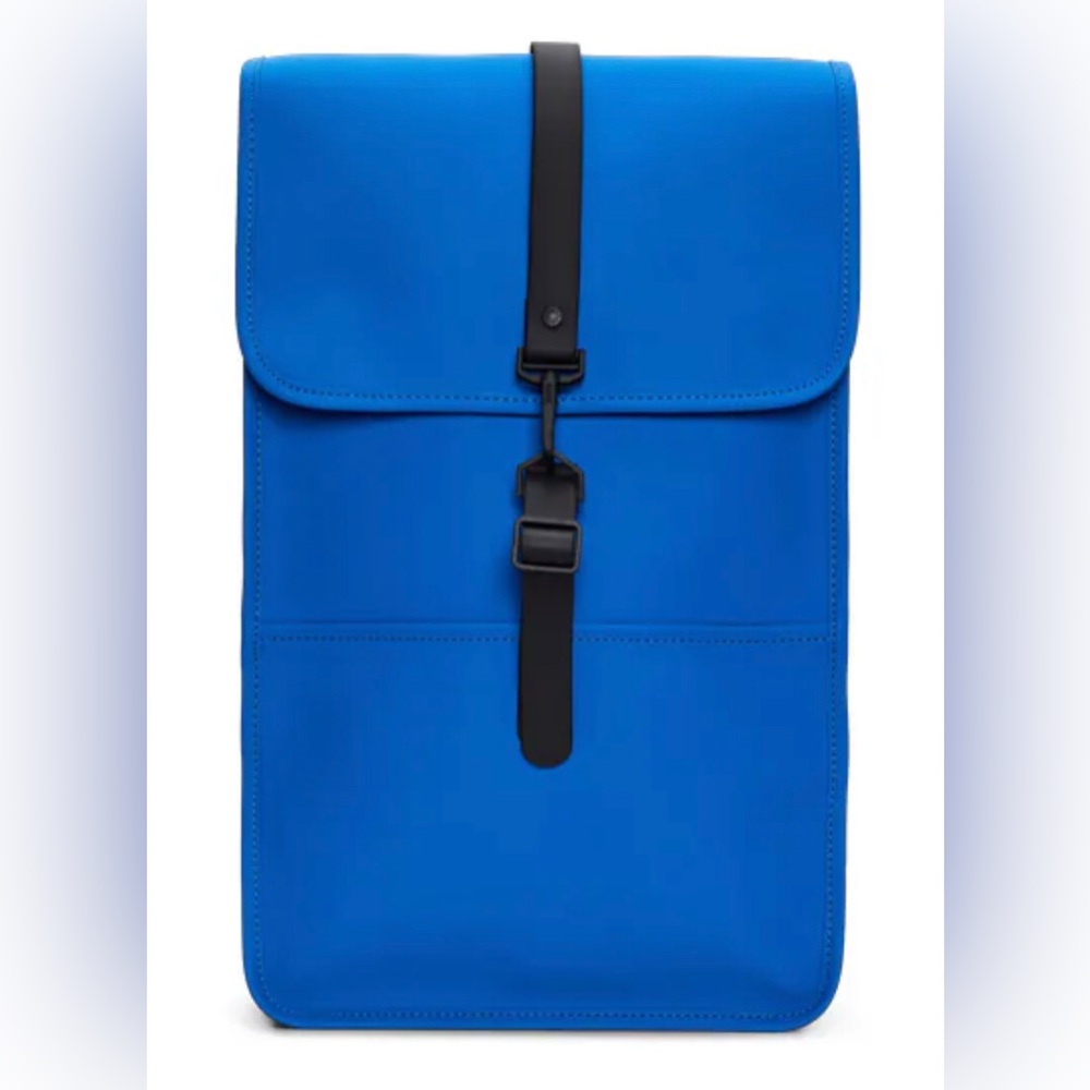 NWT Rains Backpack in Waves Blue